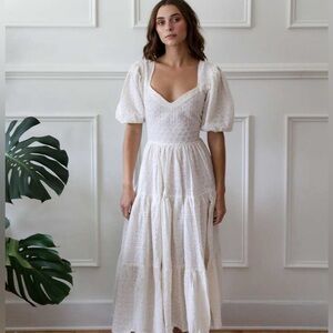 NWT Mille Maja Dress in Pearl Eyelet - Size Medium